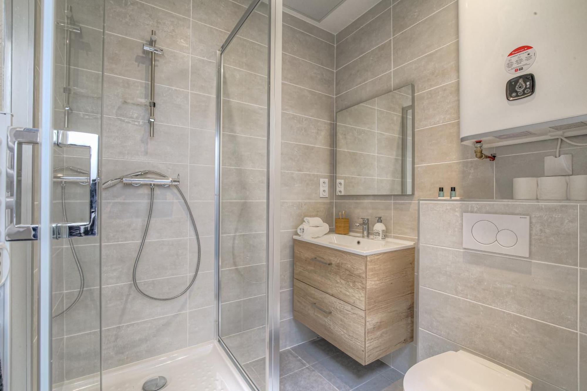 Le Cleret, Douillet Sous Les Toits Apartment *